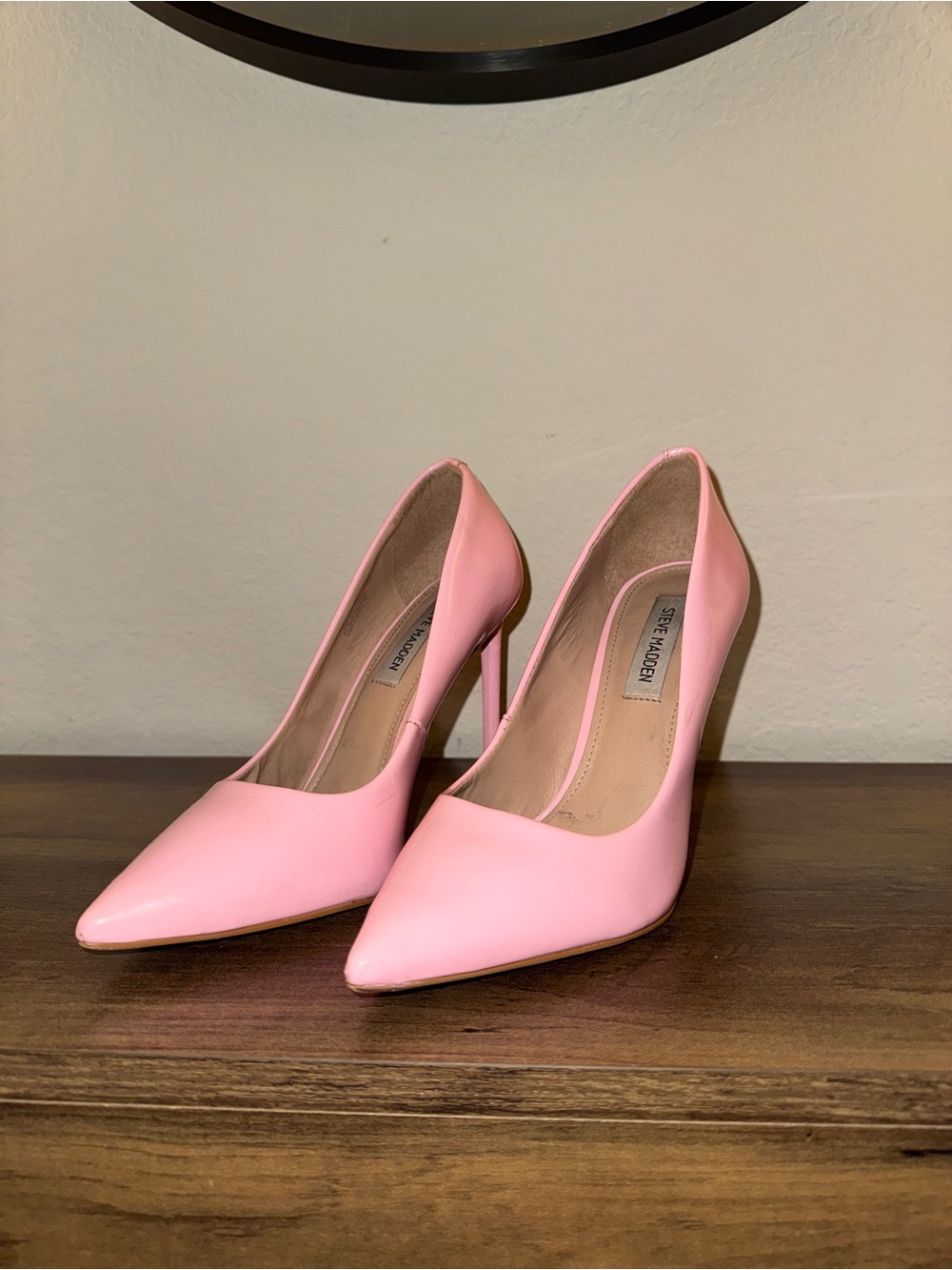 Steve Madden Pink Patent Stiletto Pumps - Picture 2 of 4